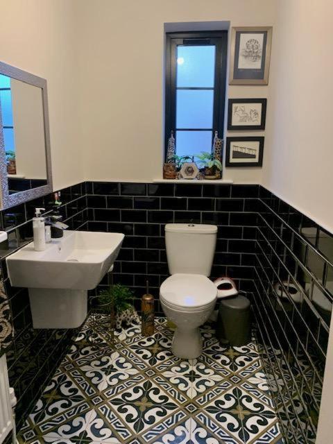 Room With A View Newry Bagian luar foto