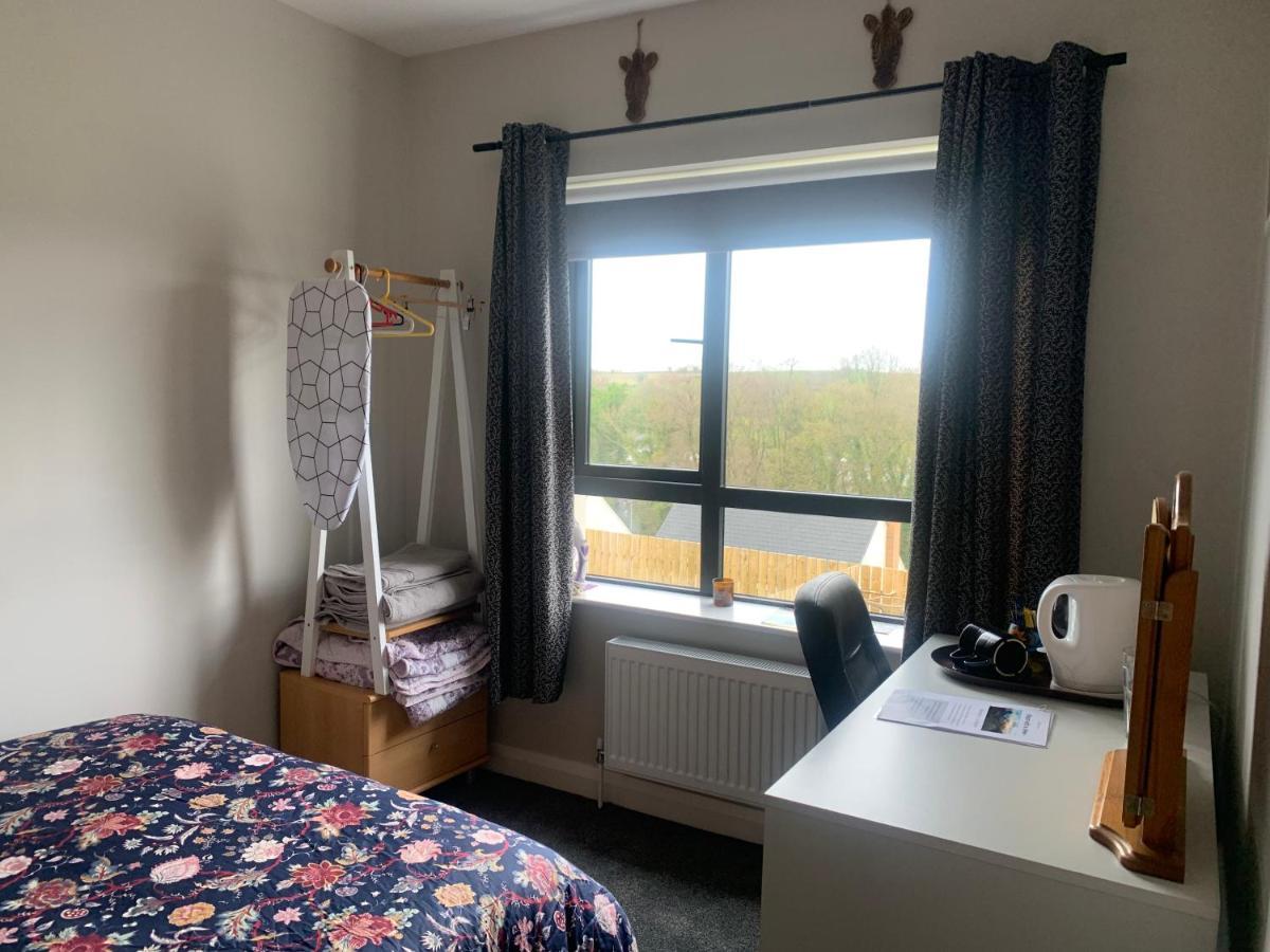 Room With A View Newry Bagian luar foto