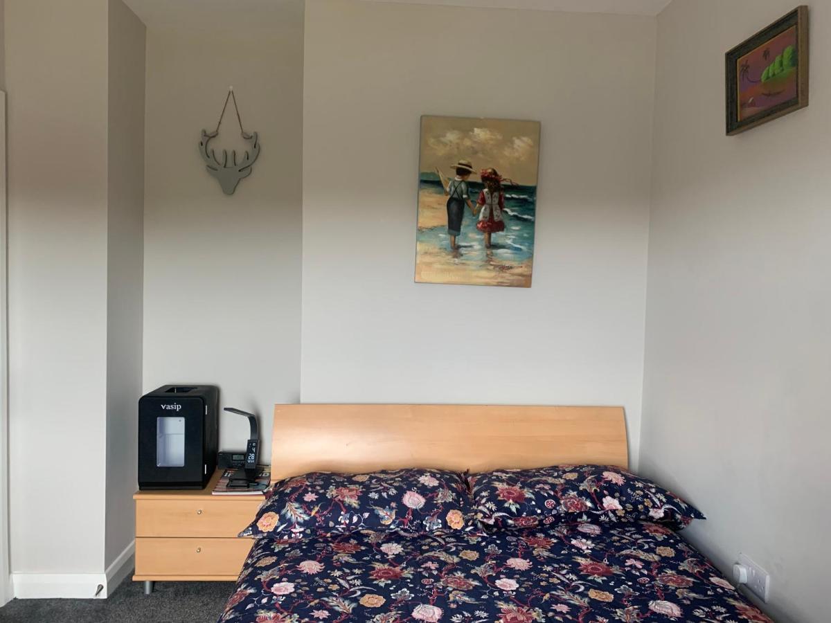 Room With A View Newry Bagian luar foto