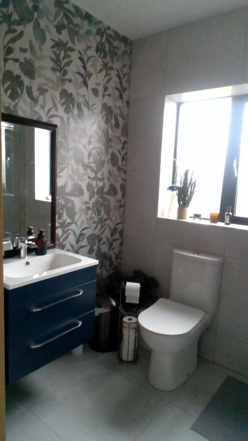 Room With A View Newry Bagian luar foto