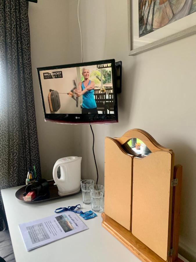 Room With A View Newry Bagian luar foto